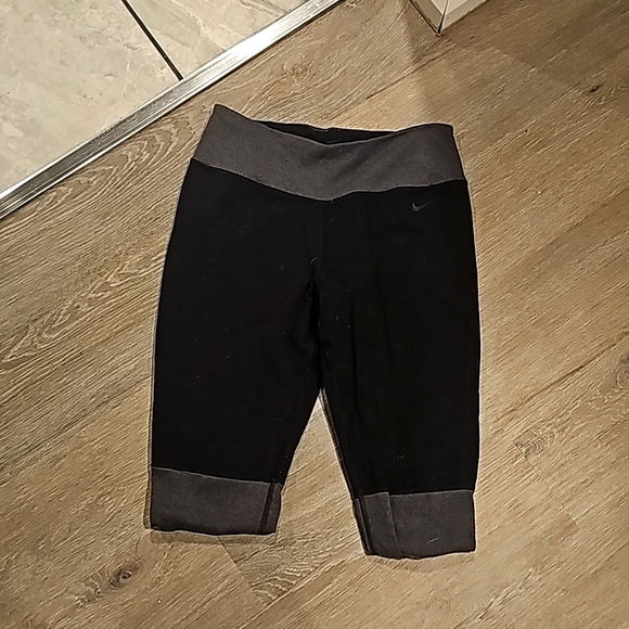 Nike leggings - Picture 3 of 5